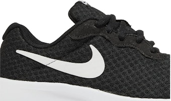(PS) Nike Tanjun 'Hitam Putih' 818382-011 Order (PS) Nike Tanjun 'Hitam Putih' 818382-011