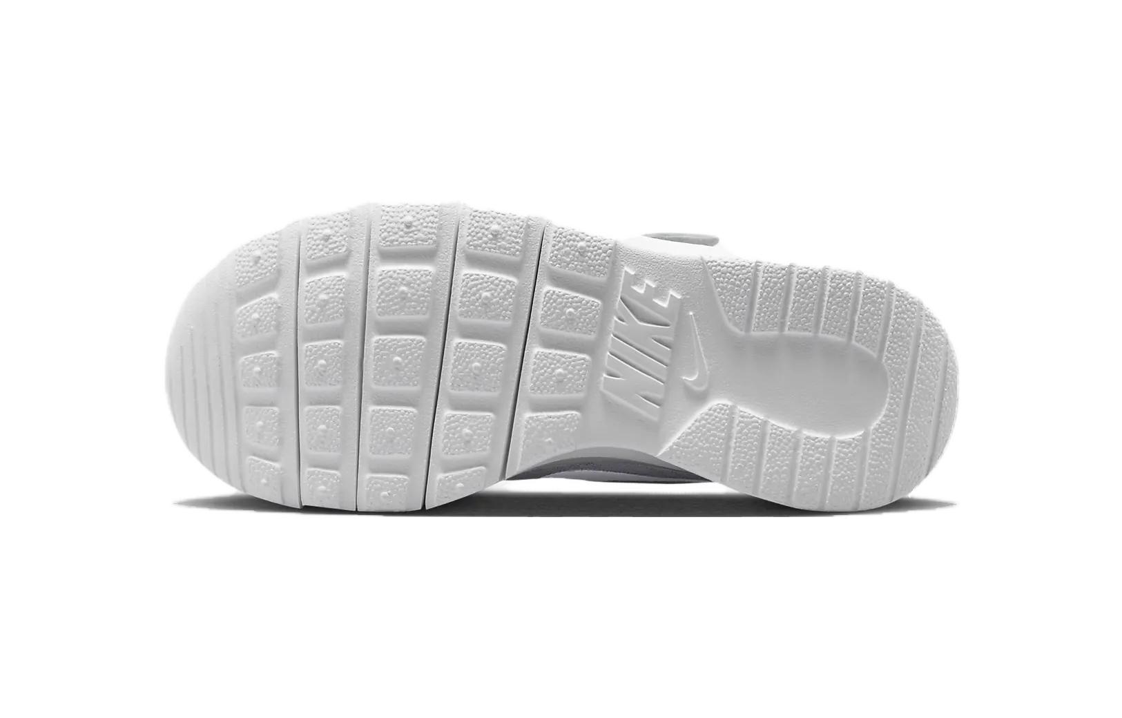 Details for (PS) Nike Tanjun Easy-On ''Wolf Grau'' DX9042-001