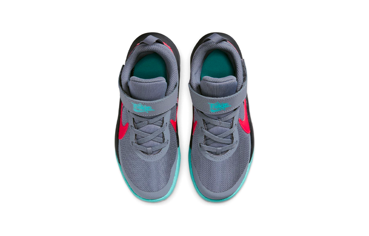 Lookbook (PS) Nike Team Hustle D10 ''Grijs Teal Sirene Rood'' CW6736-008