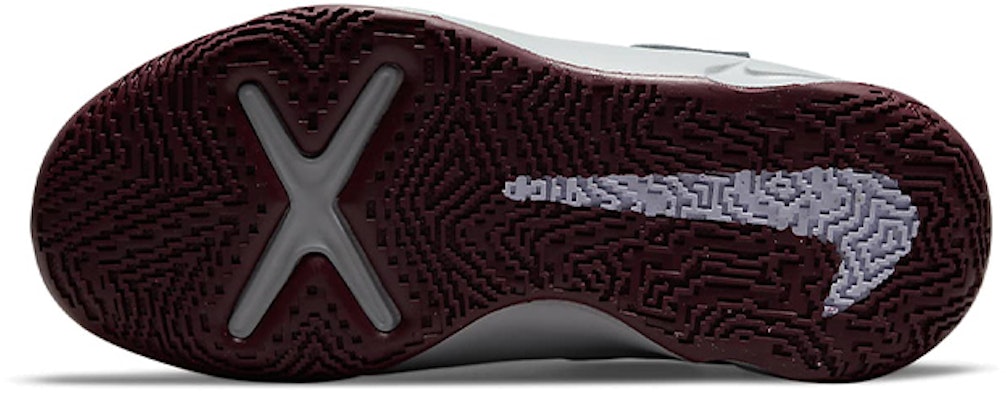 (PS) Nike Team Hustle D10 'Gris Humo Remolacha Oscura' CW6736-007 Details for (PS) Nike Team Hustle D10 'Gris Humo Remolacha Oscura' CW6736-007