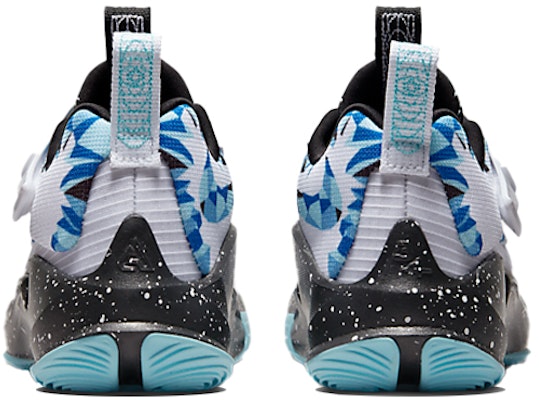 BP幼童 Nike Zoom Freak 3 字母哥 戰鬥籃球鞋 白藍色 Purchase BP幼童 Nike Zoom Freak 3 字母哥 戰鬥籃球鞋 白藍色