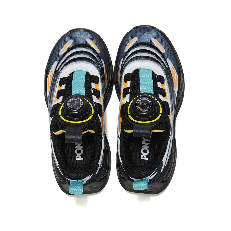 Shop (PS) PONY 经典低帮'黑色跑步' 241K1RN03GN