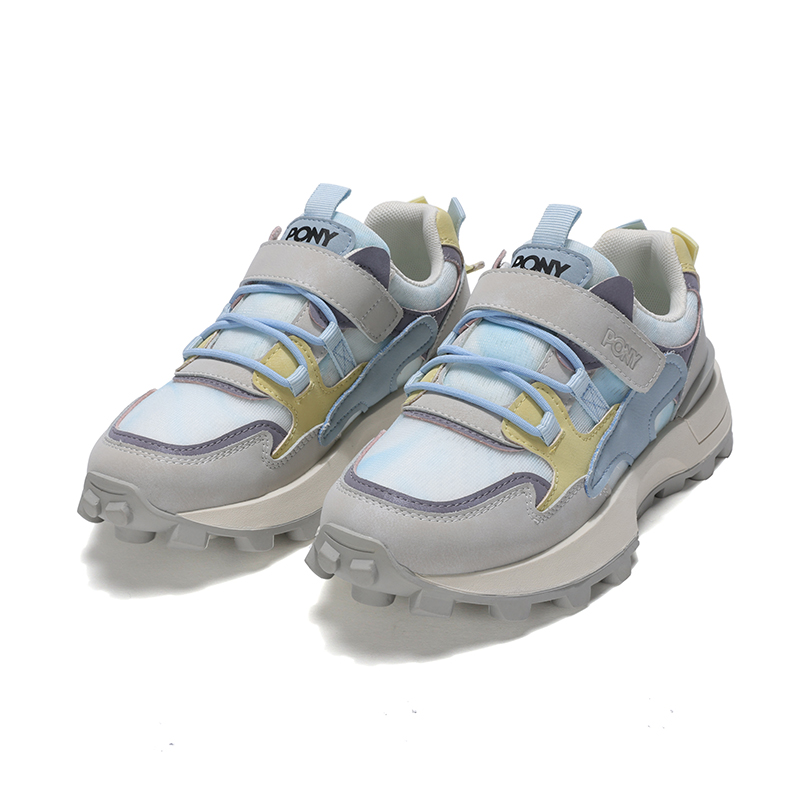 Lookbook (PS) PONY Retro Runner 'Putih Biru' 241K1SO15BL