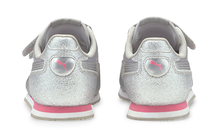 Shop 中童 PUMA Cabana Racer Glitz 運動 低筒 兒童跑步鞋 銀色