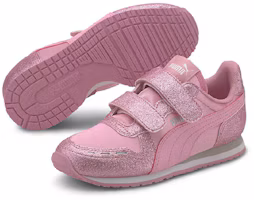 Shop 中童 PUMA Cabana Racer Glitz 低筒 兒童跑步鞋 粉