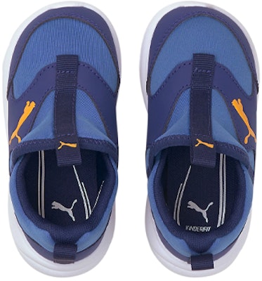 (PS) Sepatu Lari Puma Fun Racer 'Biru Putih' 193667-06 Lookbook (PS) Sepatu Lari Puma Fun Racer 'Biru Putih' 193667-06