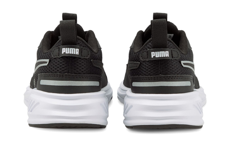 Shop (PS) Puma Scorch Runner ''Zwart Wit'' 194782-01