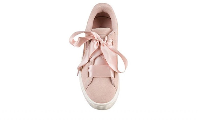 (JR) Puma Suede Heart 'Pink' Sepatu Wanita 365871-02 Lookbook (JR) Puma Suede Heart 'Pink' Sepatu Wanita 365871-02