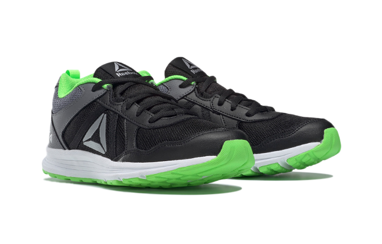 Lookbook (PS) Reebok Almotio 4 ''Schwarz Grau'' DV8675