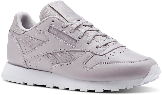 (W) Sepatu Lari Reebok Classic Leather Pastel Ungu CM9159 Lookbook (W) Sepatu Lari Reebok Classic Leather Pastel Ungu CM9159