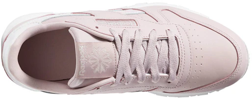 Shop Reebok Classic Leather 防滑耐磨 低筒休閒運動鞋 女款 粉白
