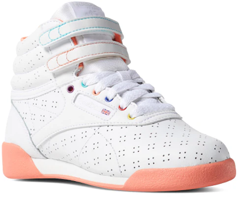 (PS) Reebok Freestyle Hi ''Style Confort Blanc Hautes'' CN7501 Lookbook (PS) Reebok Freestyle Hi ''Style Confort Blanc Hautes'' CN7501