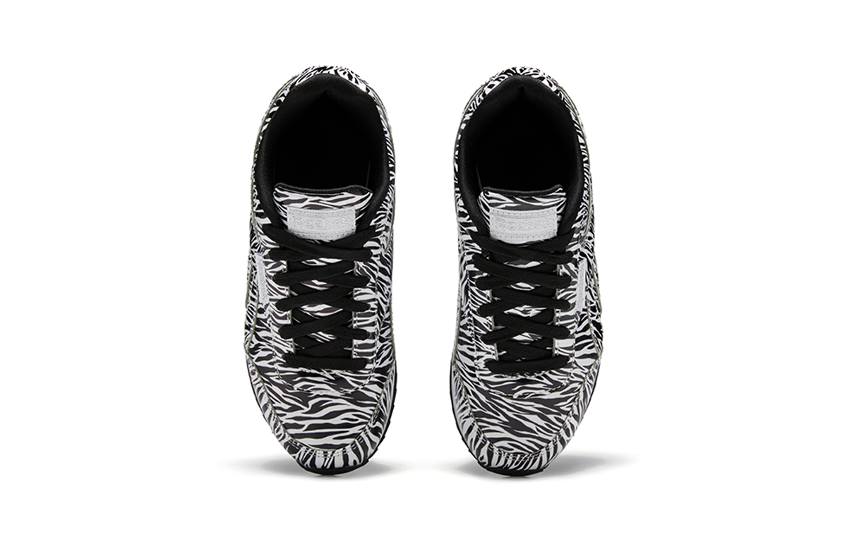 Purchase (PS) Reebok Royal Classic Jogger 2.0 Kasut Lari Lelaki Hitam/Putih EF3410