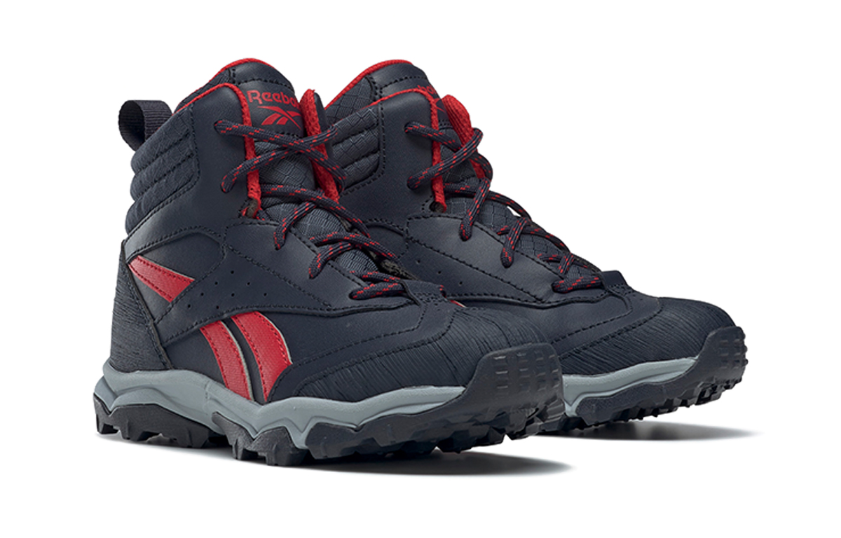 Lookbook (PS) Reebok Rugged Runner Mid ''Diep Blauw Rood'' FW8554