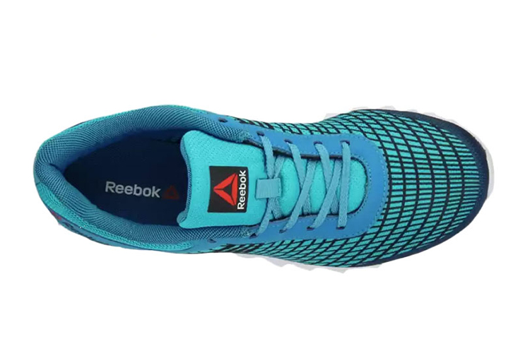 Shop (Preschool) Reebok Running Low Top 'Lightweight Breathable Blue' BS7201