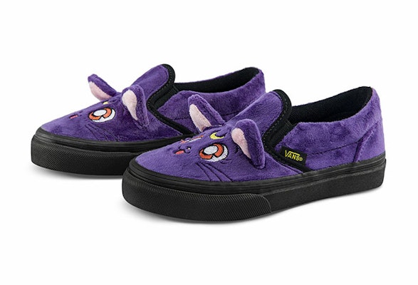 (PS) Sailor Moon x Vans Classic Slip-On 'Guardiana Luna' VN0005VY447 Lookbook (PS) Sailor Moon x Vans Classic Slip-On 'Guardiana Luna' VN0005VY447