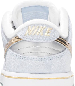 (PS) ショーン・クライヴァー×ナイキSB ダンク LOW ホリデースペシャル DJ2519-400 Sizing (PS) ショーン・クライヴァー×ナイキSB ダンク LOW ホリデースペシャル DJ2519-400