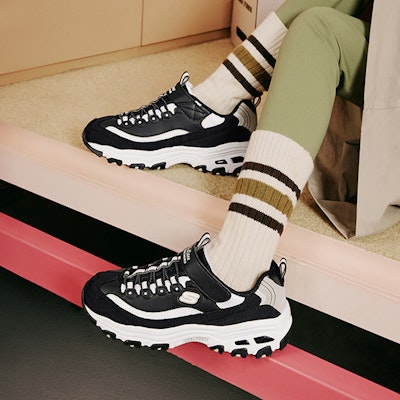 (PS) Skechers D'Lites 黑金配色 302526L-BKNT 2