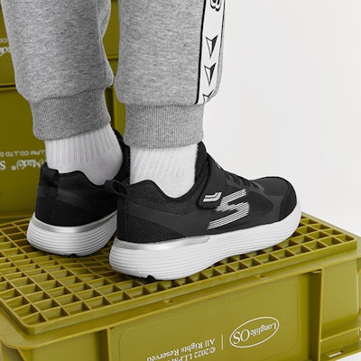 (Preschool) Skechers Go Run 400 V2 'Black White' 405104L-BKSL 3