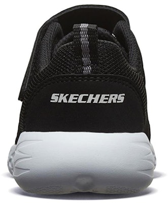 大童 Skechers GO RUN 600 低幫 跑步鞋 黑銀色 Shop 大童 Skechers GO RUN 600 低幫 跑步鞋 黑銀色