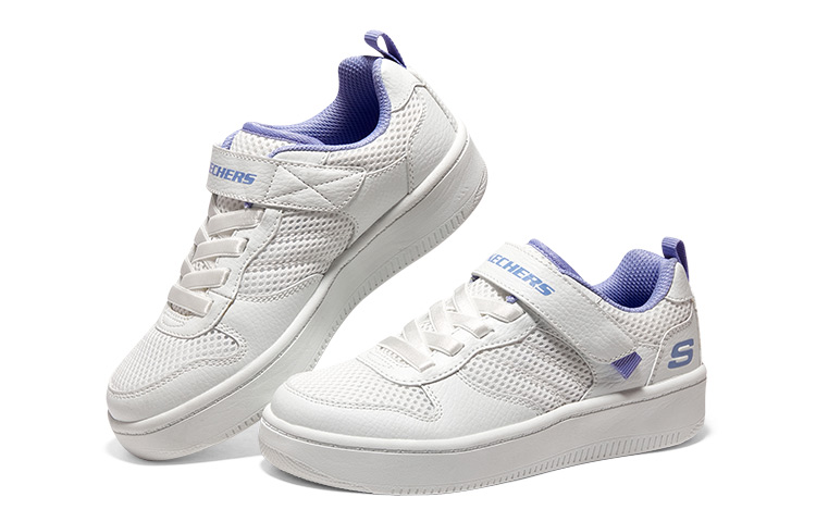 Shop (Preschool) Skechers Low-Top 'White Breathe Easy' 310149L-WPW