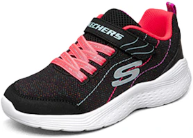 Lookbook 大童 Skechers 運動休閒鞋 黑紅