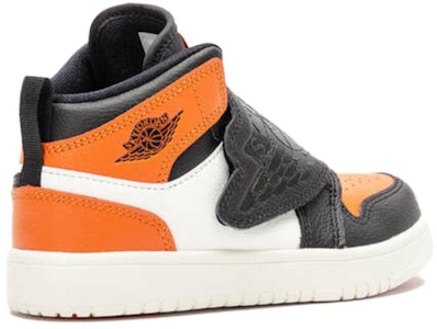 (PS) 스카이 조던 1 '백보드 산산조각' BQ7197-008 Lookbook (PS) 스카이 조던 1 '백보드 산산조각' BQ7197-008