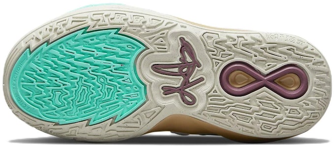 (PS) Sue Bird x Nike Kyrie 8 Infinity 'Penghormatan Emas' DD0332-002 Details for (PS) Sue Bird x Nike Kyrie 8 Infinity 'Penghormatan Emas' DD0332-002