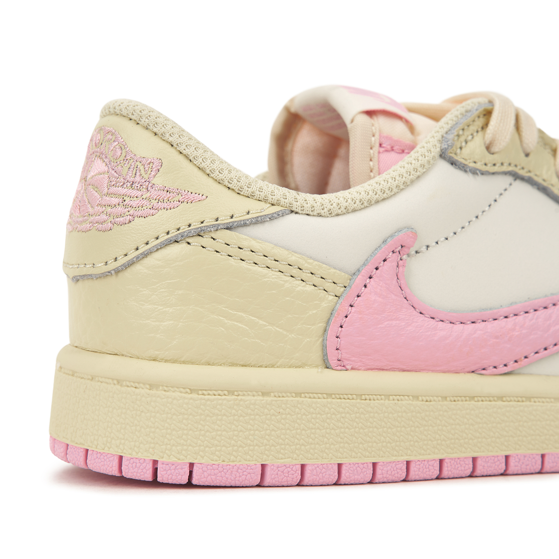 Cheap (PS) Travis Scott x Air Jordan 1 Low OG SP ''Shy Pink'' Wanita IQ7605-100