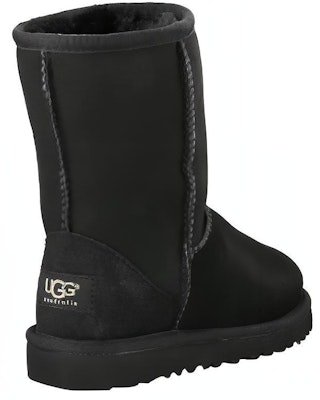 (Preschool) UGG Classic Boot 'Black Comfort' 5251K-BLK Lookbook (Preschool) UGG Classic Boot 'Black Comfort' 5251K-BLK
