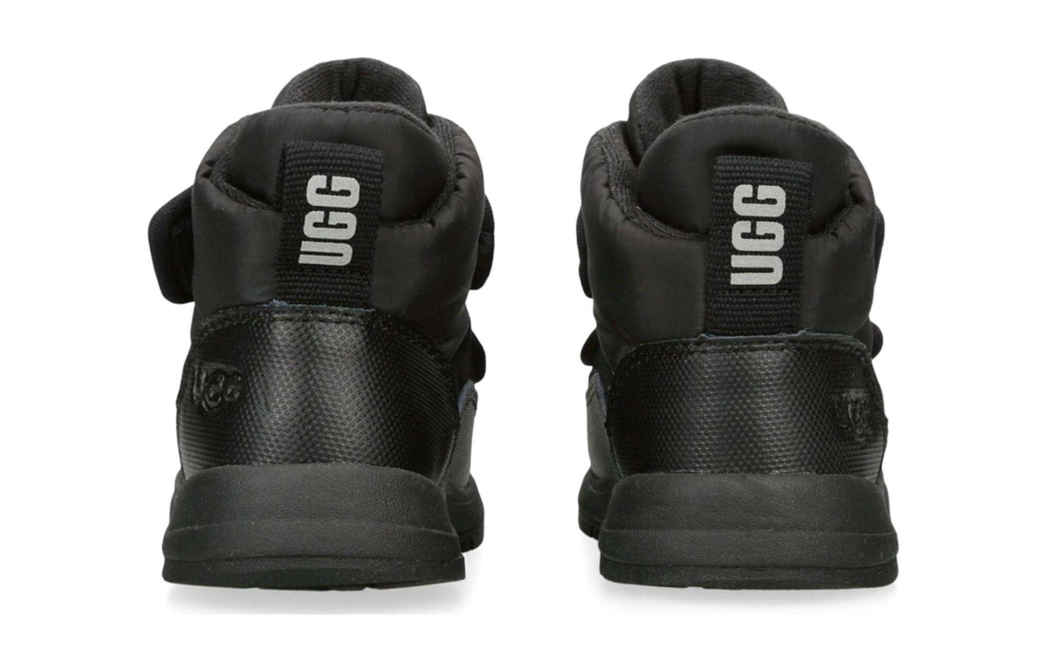 Purchase (PS) But UGG Classic 'Kalihatan Rendah Tahan Air Hangat - Hitam' 1143780T-BLK