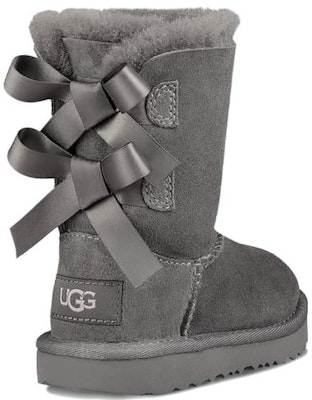 (Preschool) UGG Classic Short Boot 'Grey' 1017394T-GREY Lookbook (Preschool) UGG Classic Short Boot 'Grey' 1017394T-GREY