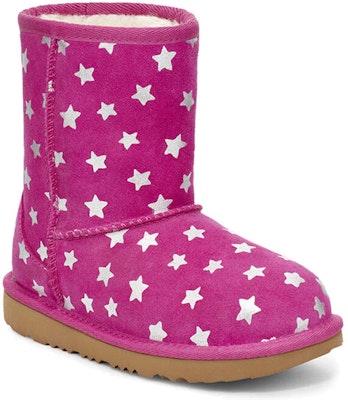 (Preschool) UGG Classic Short II 'Pink Stars' 1019697T-FUS Lookbook (Preschool) UGG Classic Short II 'Pink Stars' 1019697T-FUS