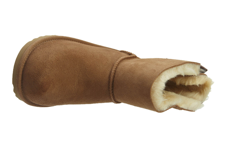 Lookbook (PS) UGG クラシックスリップオンブーツ (ブラウン) 1017397Y-CHE