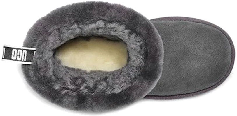 (Preschool) UGG Fluff Mini Quilted Fleece Lined Gray 1103612T-CHRC Shop (Preschool) UGG Fluff Mini Quilted Fleece Lined Gray 1103612T-CHRC