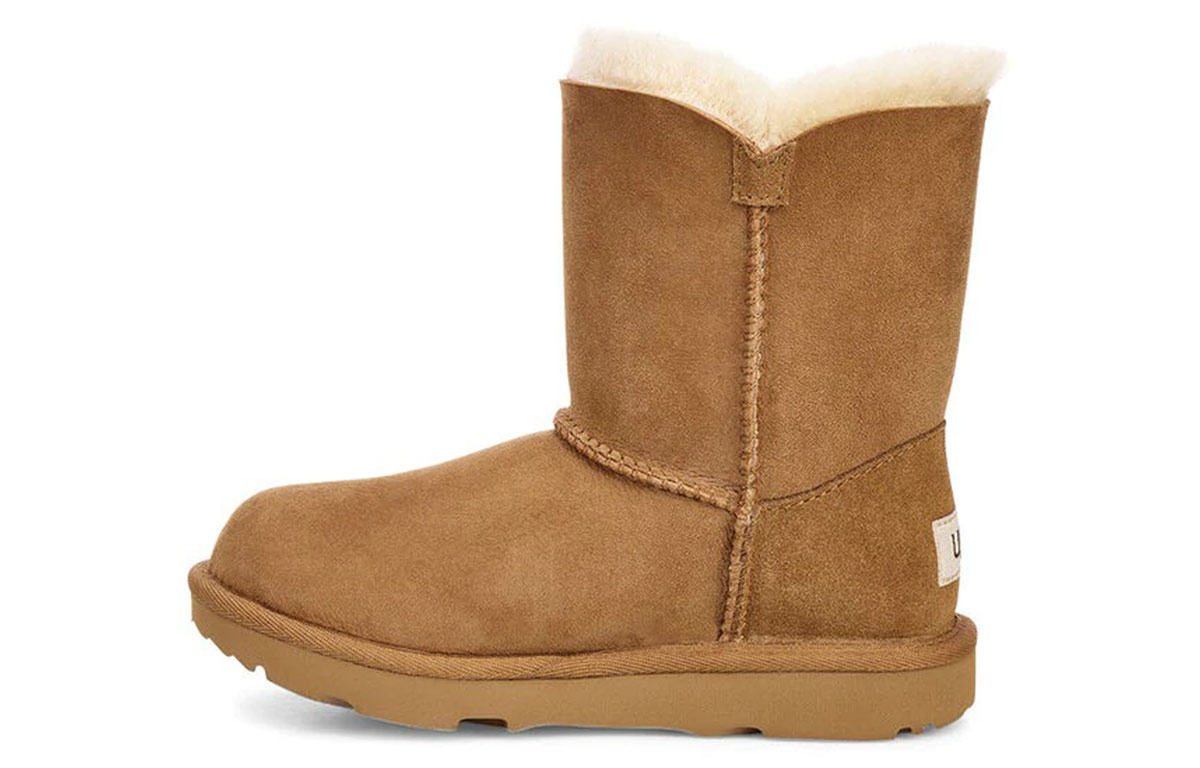 (Preschool) UGG Irina 'Star Champ - Chestnut' 1102373K-CHE