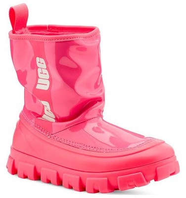 (JR) UGG Classic Brellah Mini 'Super Coral' Wanita. 1143697-SPCL Lookbook (JR) UGG Classic Brellah Mini 'Super Coral' Wanita. 1143697-SPCL