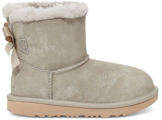 (Preschool) UGG Mini Bailey Bow II Shimmer Snow Boots Kid 1116173T-GOA Order (Preschool) UGG Mini Bailey Bow II Shimmer Snow Boots Kid 1116173T-GOA