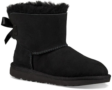 (PS) UGGミニベイリーボウII (黒・男の子) 1017397K-BLK Lookbook (PS) UGGミニベイリーボウII (黒・男の子) 1017397K-BLK