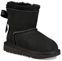 (PS) UGG ミニベイリーボウII スノーブーツ (ブラック) 1017397T-BLK Lookbook (PS) UGG ミニベイリーボウII スノーブーツ (ブラック) 1017397T-BLK