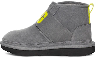 (Preschool) UGG Neumel II Graphic Fleece Lined Big Boys Gray 1110703K-MTL (Preschool) UGG Neumel II Graphic Fleece Lined Big Boys Gray 1110703K-MTL