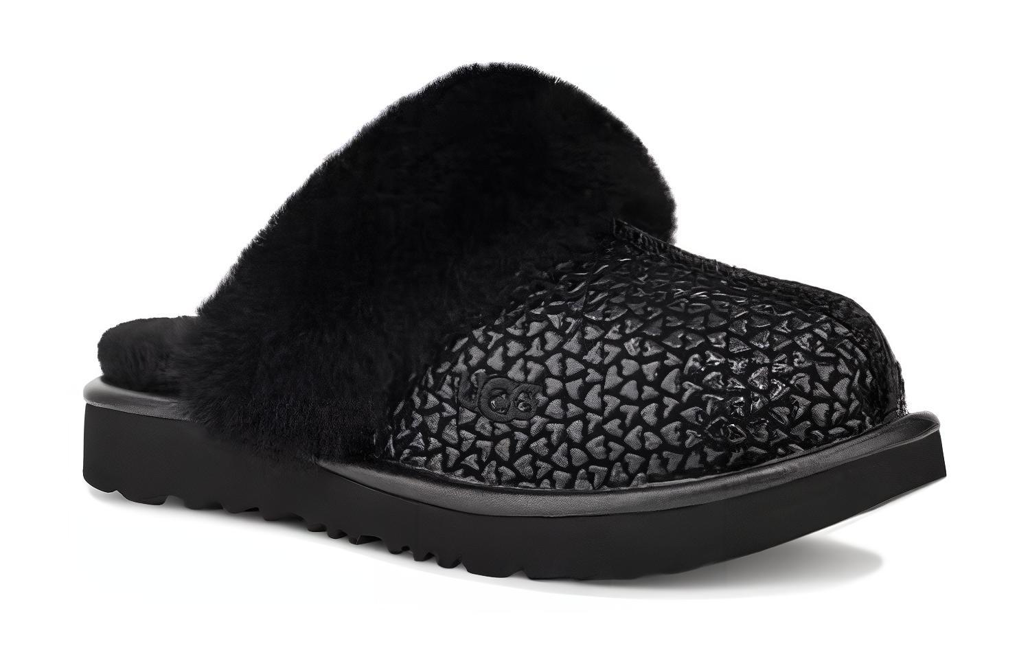 Order (PS) UGG Slip-On Comfort ''Veelzijdig Zwart'' 1143801K-BLK