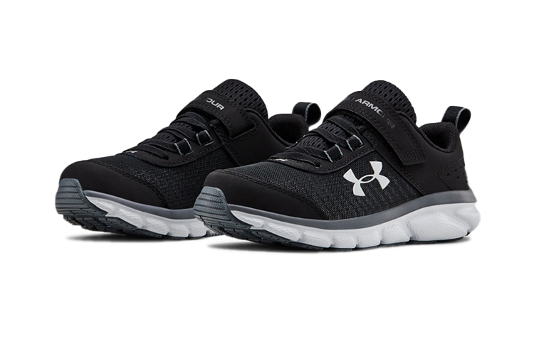 Lookbook (PS) Under Armour Assert 8 AC Large ''Noir'' 3022851-001