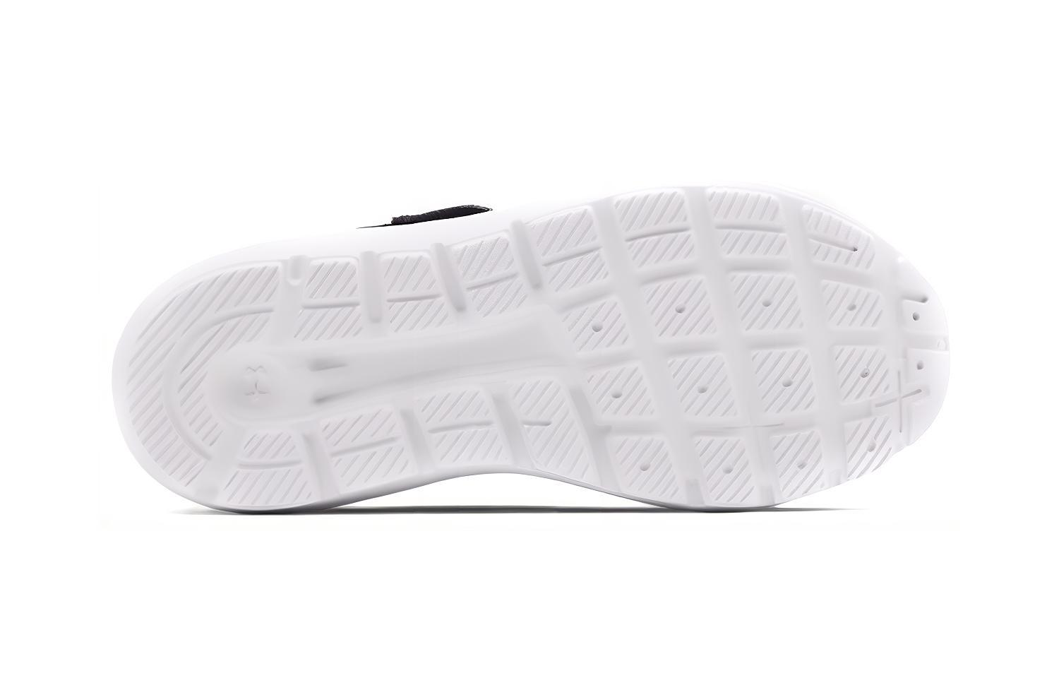 Shop 【BP幼童】Under Armour Surge 2 AC 舒適耐磨 低幫運動跑步鞋 黑色