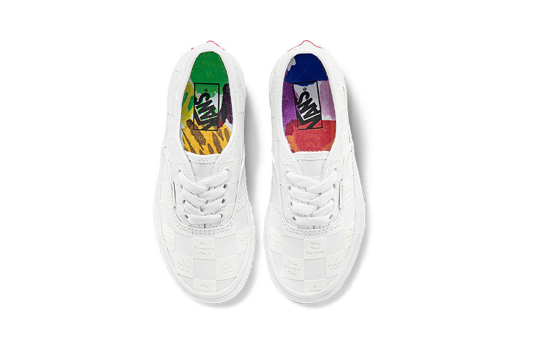 Lookbook 반스 어센틱 화이트 스케이트 슈즈 (or 반스 어센틱 화이트) VN0A3UIV8AX