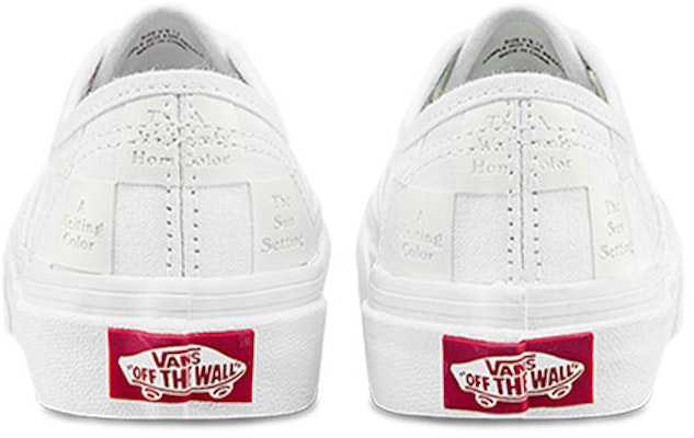반스 어센틱 화이트 스케이트 슈즈 (or 반스 어센틱 화이트) VN0A3UIV8AX Shop 반스 어센틱 화이트 스케이트 슈즈 (or 반스 어센틱 화이트) VN0A3UIV8AX
