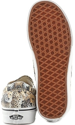 Vans 豹纹懒人鞋 K系列 VN000ZMRFGZ Shop Vans 豹纹懒人鞋 K系列 VN000ZMRFGZ