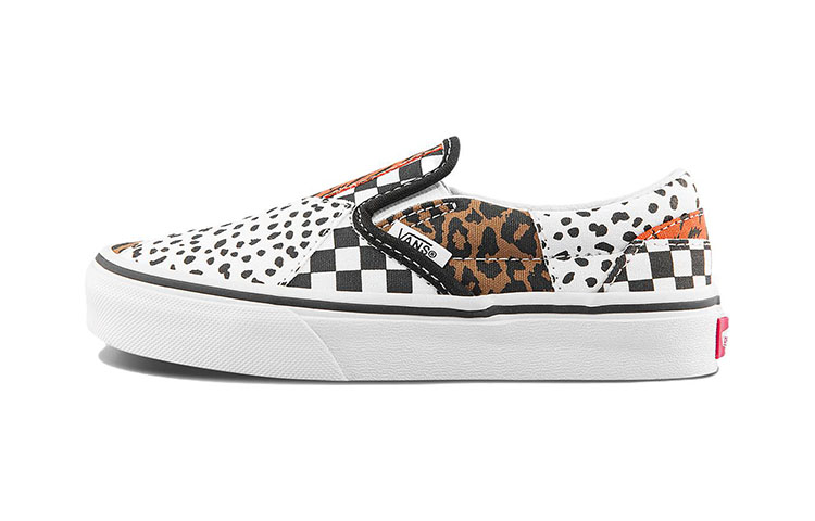 Vans Slip-On Low Tops Casual Skateboarding Shoes Leopard print