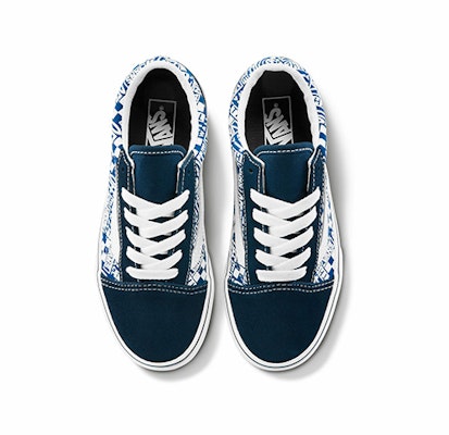 (PS) Vans Old Skool Pola Logo 'Biru Putih' VN0A4BUU3U1 Lookbook (PS) Vans Old Skool Pola Logo 'Biru Putih' VN0A4BUU3U1