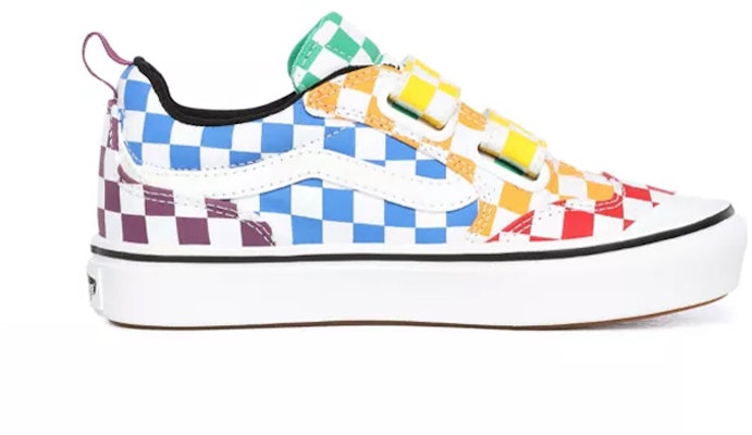 Vans Comfycush New Skool V '黄蓝紫' 运动鞋 VN0A4U1PVLV Lookbook Vans Comfycush New Skool V '黄蓝紫' 运动鞋 VN0A4U1PVLV